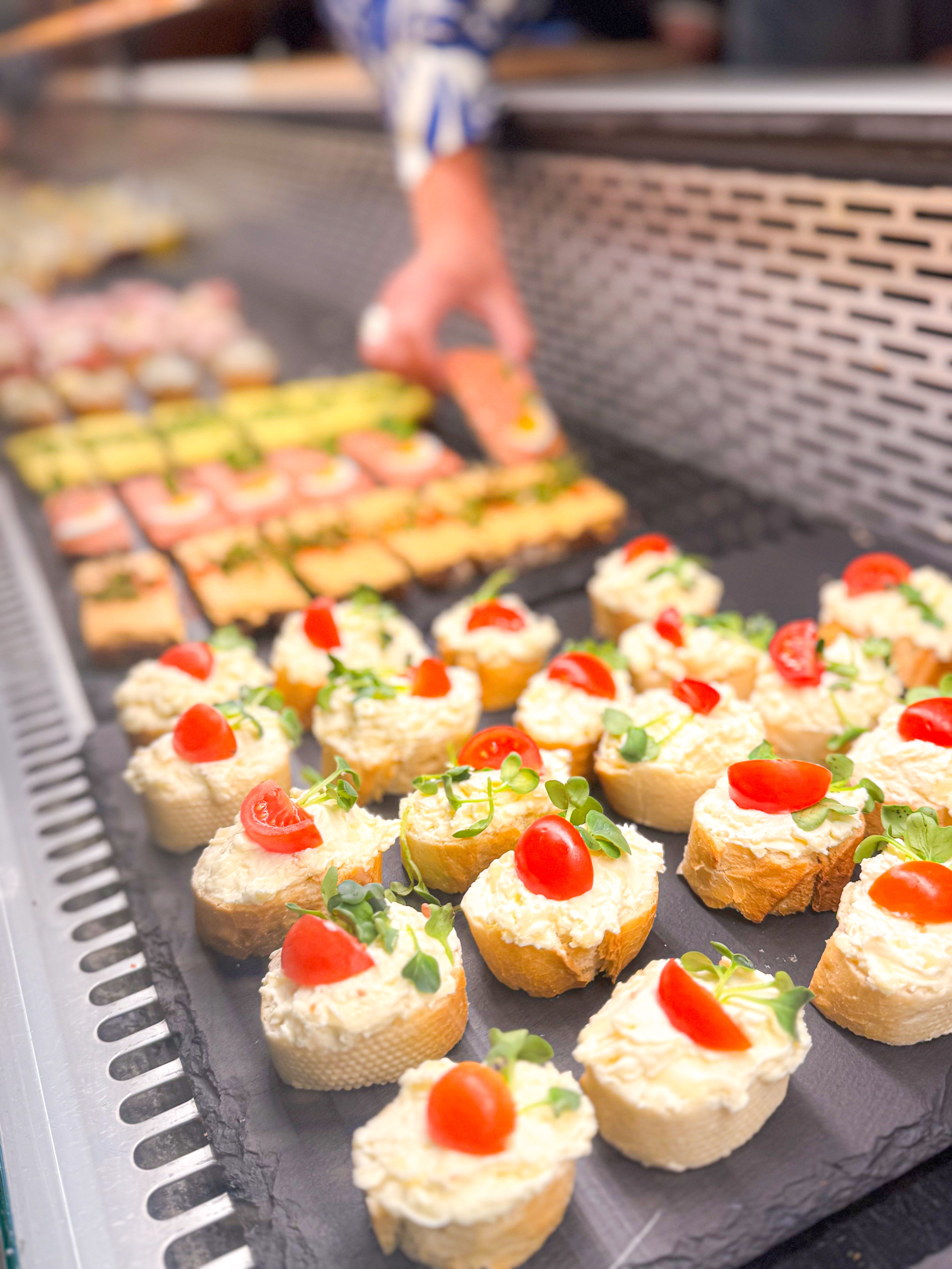 Baguette kenhető paradicsommal