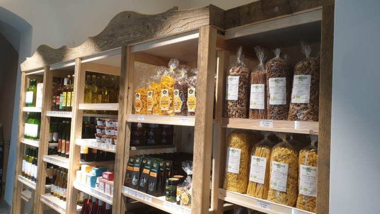 Hoher Markt farm store, &copy; Bauernladen Hoher Markt