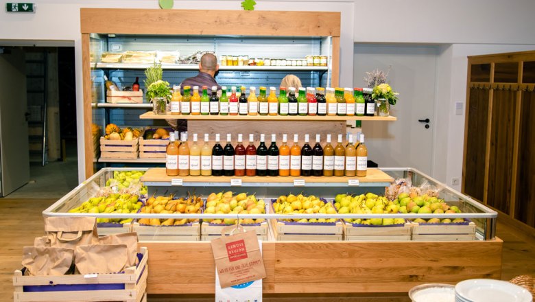 Store Obsthof & Weingut Altenriederer, &copy; Egon Fischer