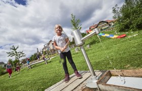 Playground water pump, &copy; Marktgemeinde Bad Traunstein