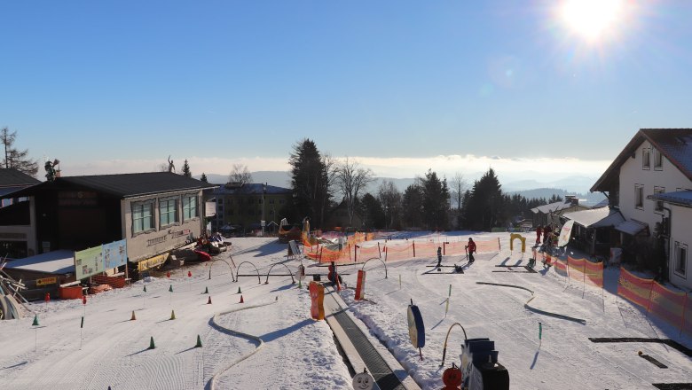 Ski school in M&ouml;nichkirchen am Wechsel, &copy; Skischule SEISER-PFLUG am Wechsel