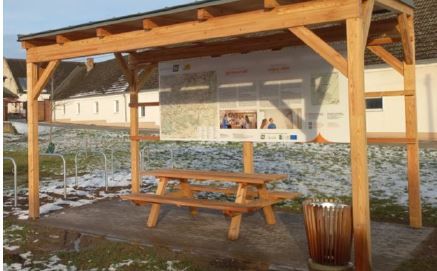 Weinviertel pihenőhely Jedenspeigen