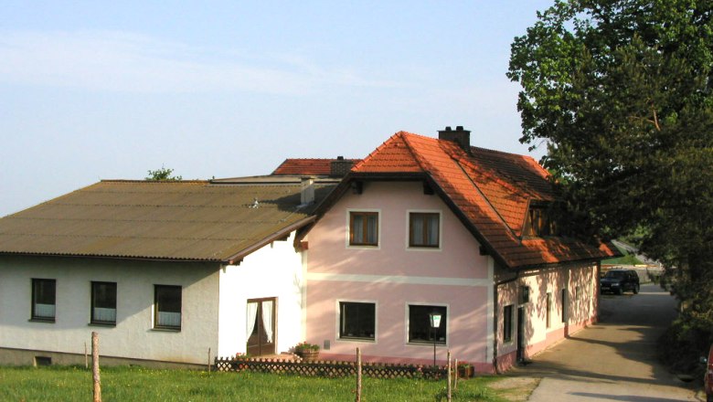 Brandstetter Inn, &copy; Gemeinde Hochneukirchen-Gschaidt
