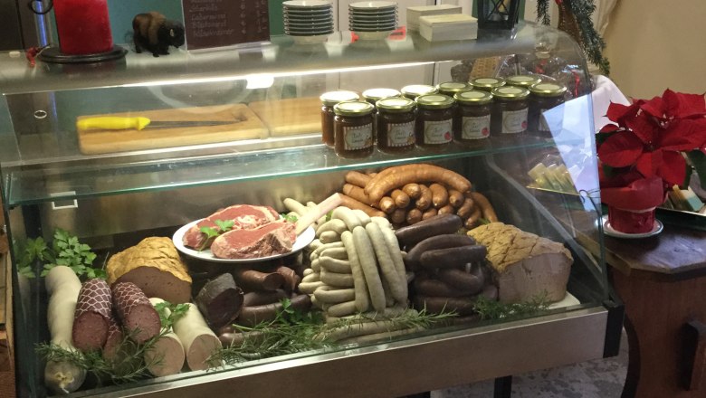 Farm store, &copy; Kogelhof