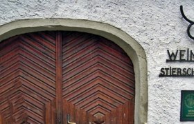 Stierschneider winery, exterior facade, &copy; Weingut Stierschneider