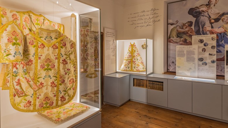 Bemutat&oacute;k, &copy; Erwin Schefstoss