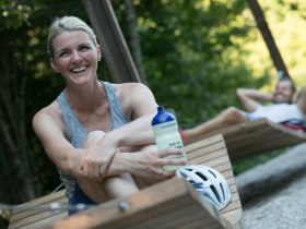 Pihenőhely az Ybbstal-ker&eacute;kp&aacute;r&uacute;ton, &copy; Mostviertel