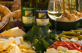 Heurigen snack, © Rita Newman