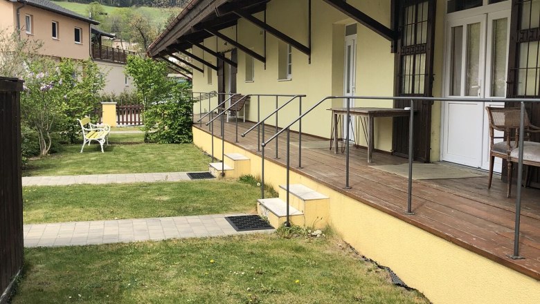 Exterior view of the lofts, &copy; Konstantin H&uuml;bner