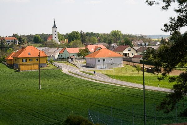Neuhodis piac