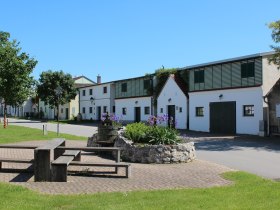 Die Kellergasse Wunderberg l&auml;dt zum Verweilen ein, &copy; Weinviertel Tourismus