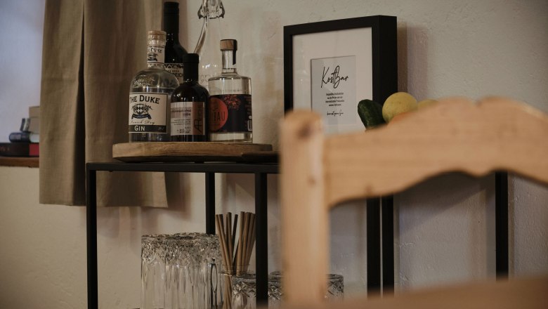 K&oacute;stol&oacute; b&aacute;r, &copy; Mathias Lixl / lixl.com