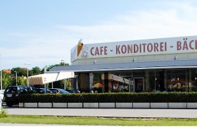 Cafe Bakery Burger, &copy; Peter Burger