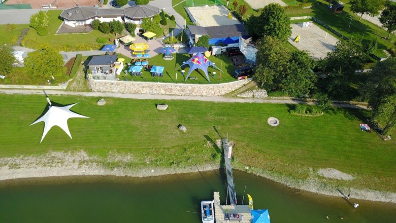 Strand &eacute;s v&iacute;zi sportk&ouml;zpont Wallsee, &copy; WSZ Wallsee