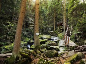 Lohnbachfall, Wandern, Abk&uuml;hlung, &copy; Waldviertel Tourismus, weinfranz