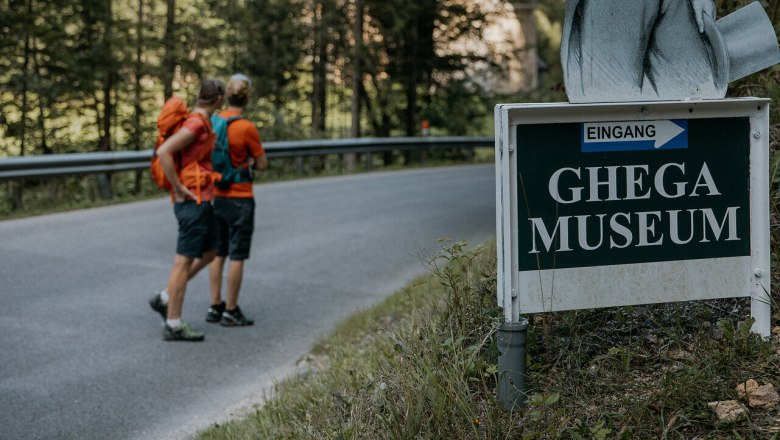 Semmering railroad hiking trail, railroad hiking, Vienna Alps in Lower Austria, &copy; Wiener Alpen/nicoleseiser.at