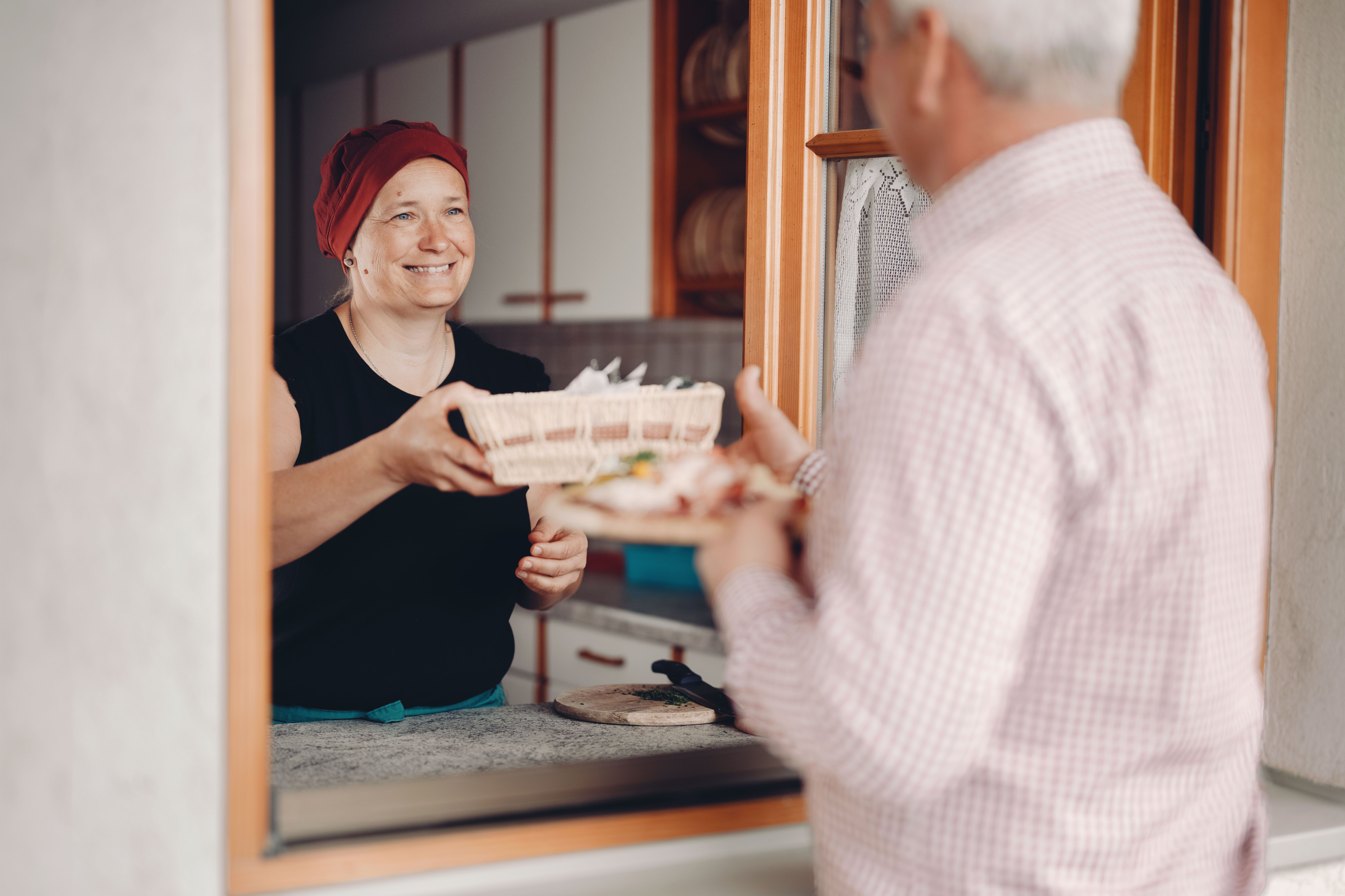 Gyümölcsleveket, ill. mustot is forgalmazó vendéglő Hörlesberg-hegyen