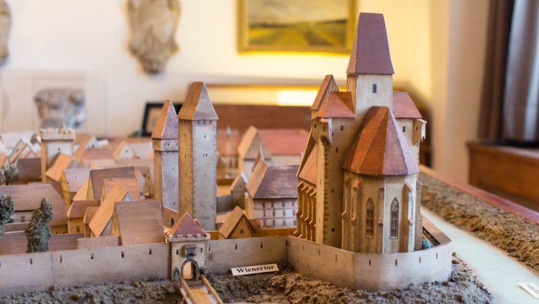 Medieval city model, © isabellasophia