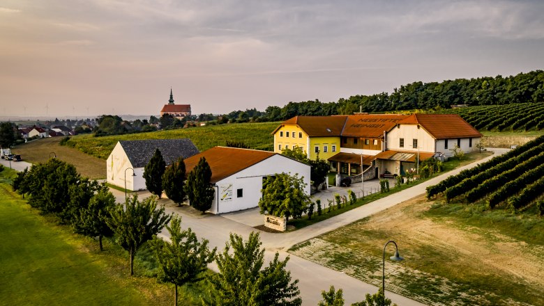 Neustifter Winery, &copy; Weingut Neustifter