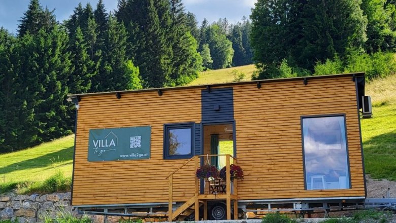 The „Villa to go“ on the grounds of a former skiing slope, © Villa to go