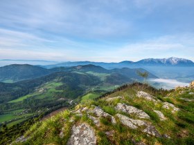 Ausblick Gel&auml;ndeh&uuml;tte Hohe Wand, &copy; Wiener Alpen in Nieder&ouml;sterreich