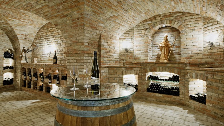 Vaulted cellar, &copy; Benedikt