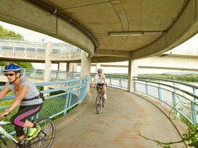 Ker&eacute;k ors&oacute; k&ouml;zel&eacute;ben Klein-P&ouml;chlarn, &copy; Donau N&Ouml; Tourismus/Klaus Engelmayer