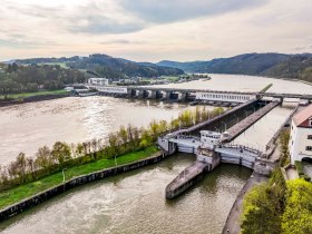 L&aacute;togat&oacute; erőmű Ybbs-Persenbeug L&eacute;gi k&eacute;p, &copy; Robert Herbst
