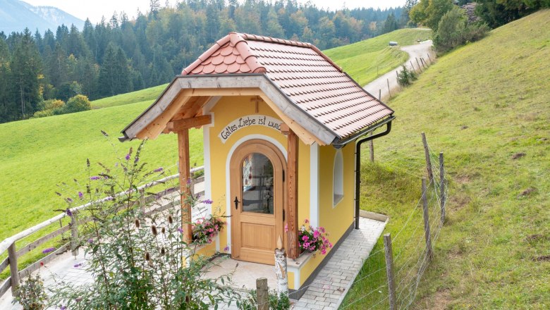 Urliopa's centerpiece, its chapel, &copy; Familie Grasberger