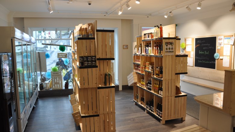 Salesroom in the village store, &copy; Nadine Sunk