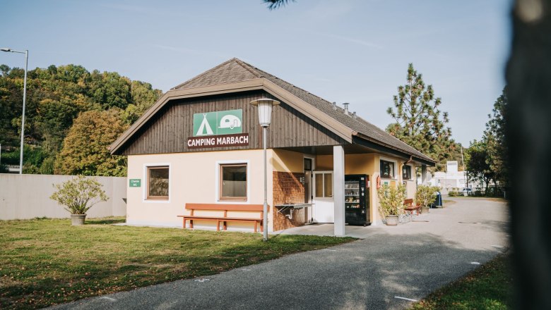 Sanitary facilities and self-service, &copy; Marbach Camping