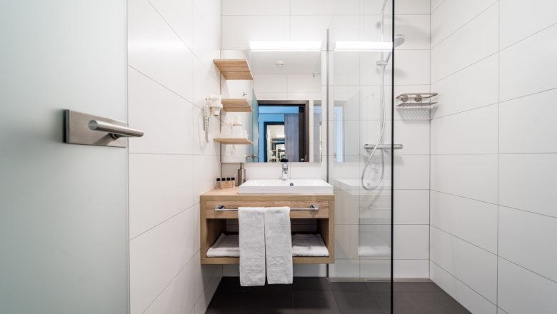 Bathroom example photo, &copy; HFM Photography