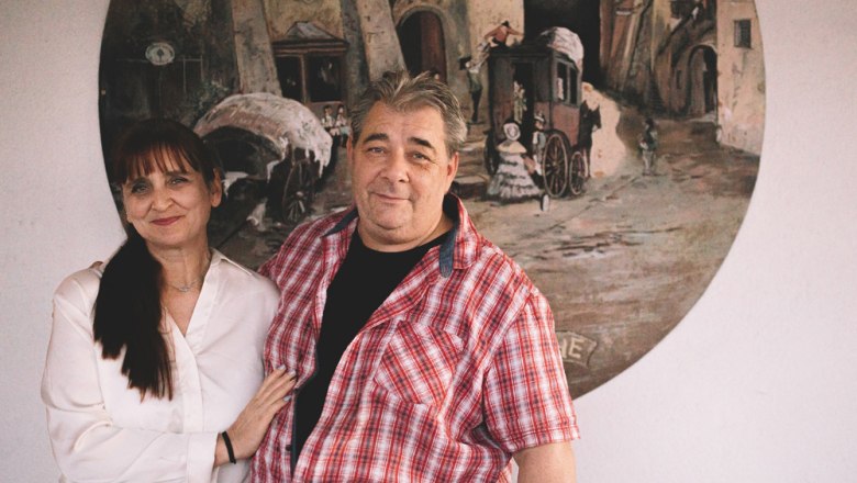 Hosts Alexandra Turek & Christian Vlasaty, &copy; Nieder&ouml;sterreich Werbung/Mara Hohla