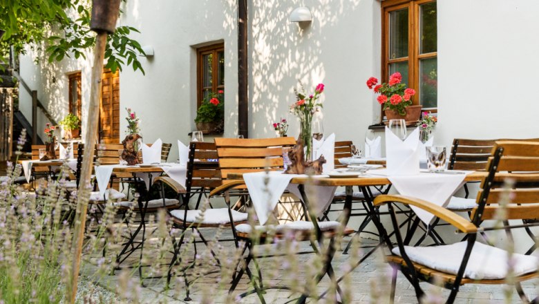 Inner courtyard at the Nigl winery, © Weingut Nigl GmbH