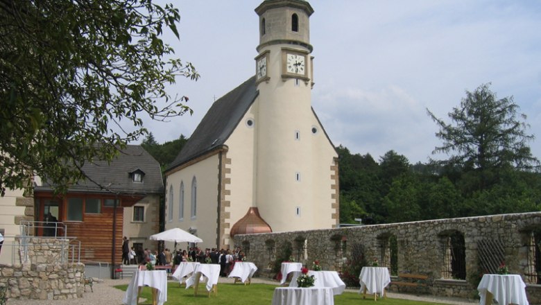 Church and civil wedding, &copy; Verein Burg Neuhaus