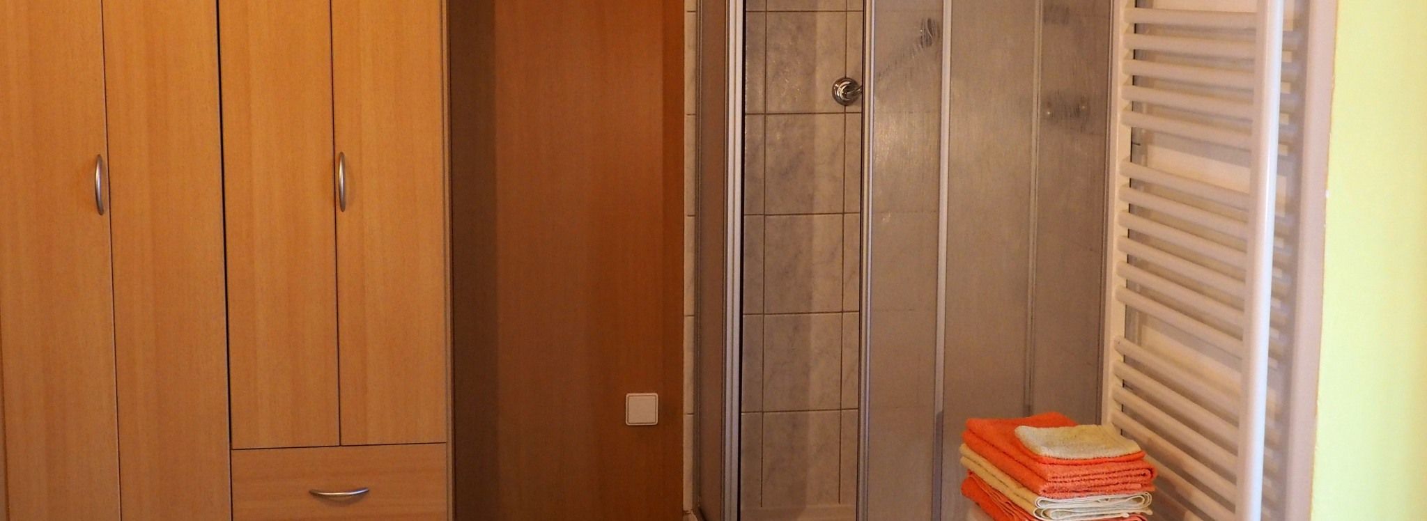 Zmmer esti nap beépített zuhanyzóval - 