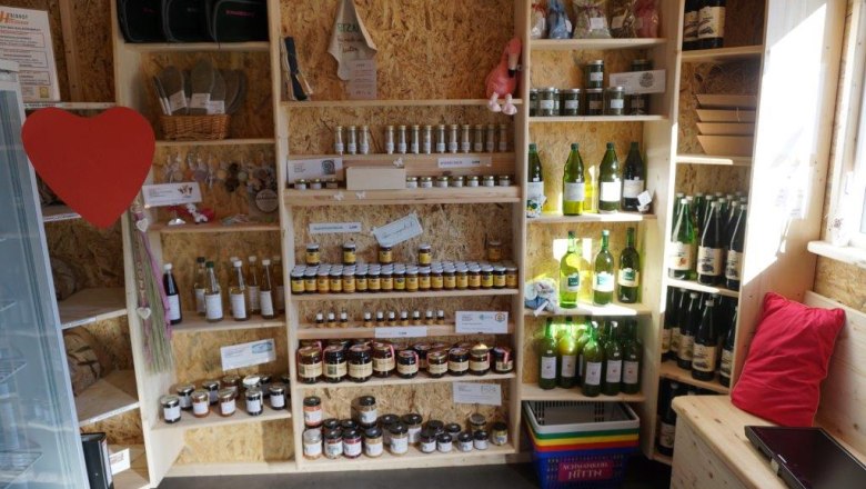 Large selection, &copy; Nicole Schnitzler