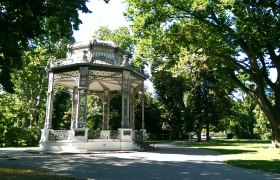 Pavilion in Krems city park, &copy; Roman Z&ouml;chlinger