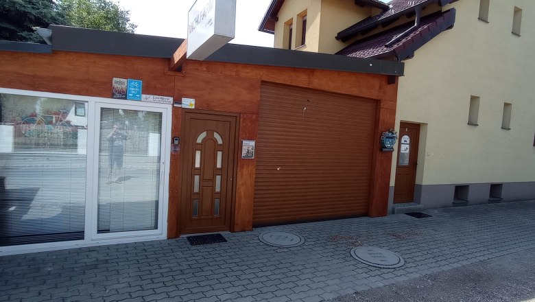 View of the street "Zum Scheibenstand 11", &copy; michlfarm