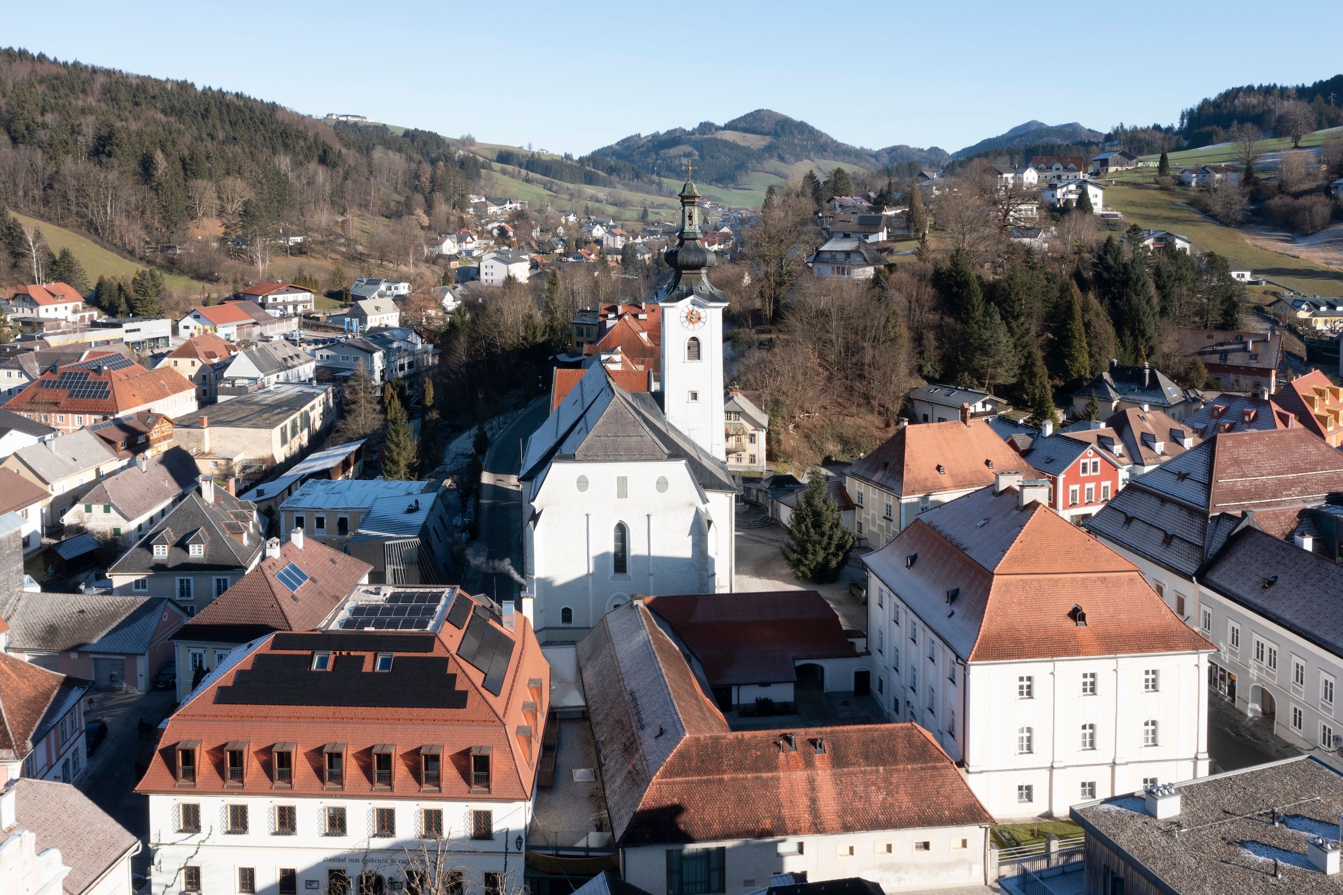 Szobák és apartmanok "Gasthof zum Goldenen Hirschen"