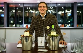 Johannes Maringer presents his wines, &copy; Johannes Maringer