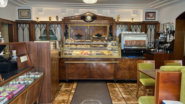 Piaty gőzp&eacute;ks&eacute;g &eacute;s cukr&aacute;szda, &copy; Thomas Piaty