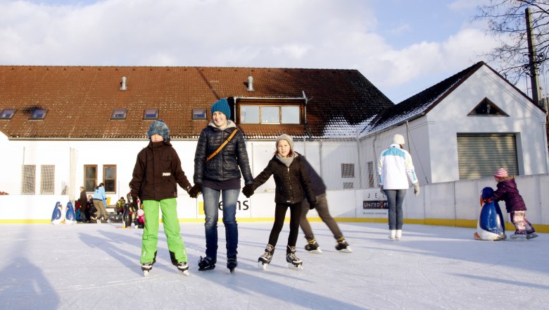 Artificial ice rink Krems, © Stadtgemeinde Krems