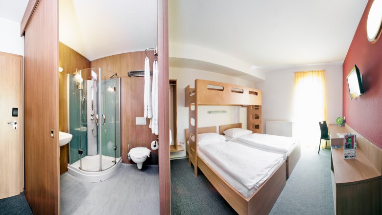 Panorama triple room, © Cleverhotel GmbH