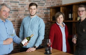 M&ouml;sslinger family, &copy; Weinbau M&ouml;sslinger