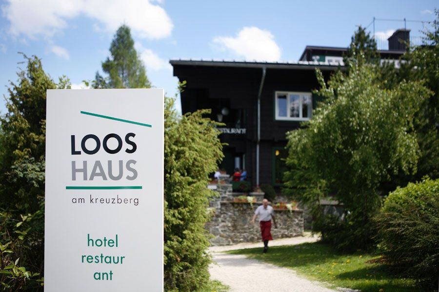 Looshaus am Kreuzberg kilátása