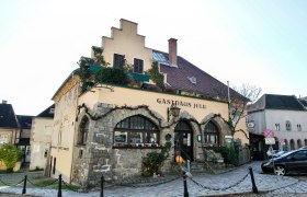 House view, &copy; Amon-Jell