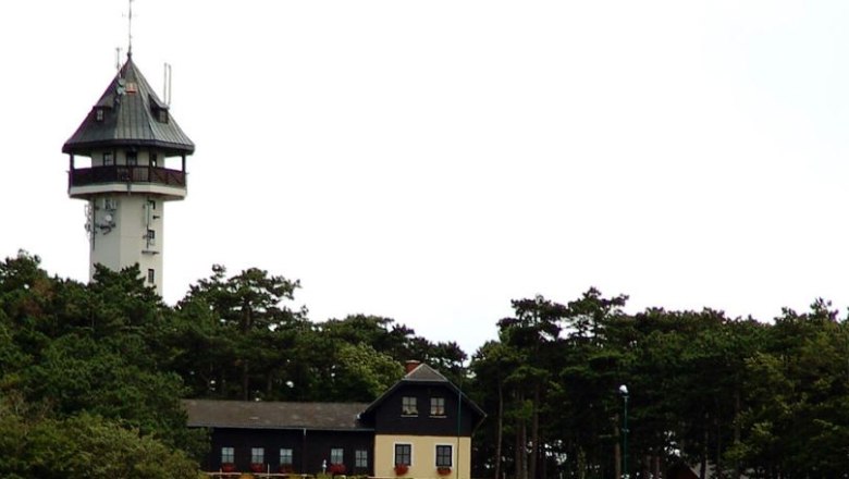 Observation tower, &copy; Wikipedia