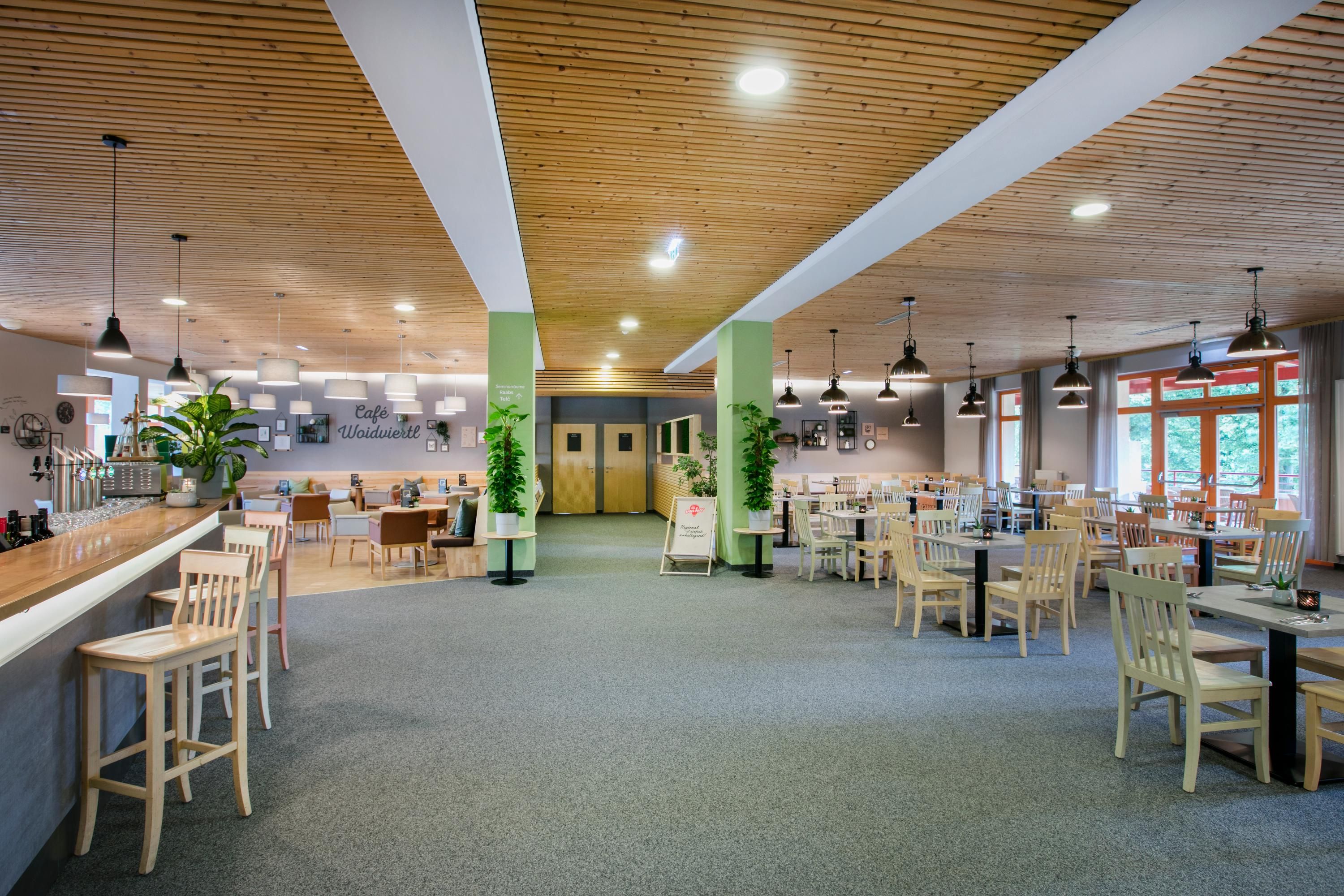 étteremrészleg_jufa-hotel-waldviertel_bár(1)