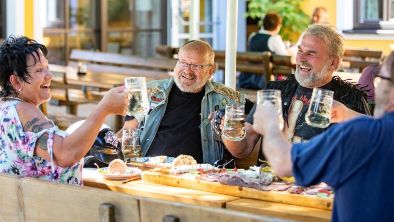 Perbersdorfer wine tavern and hotel, © Perbersdorfer Heuriger und Hotel